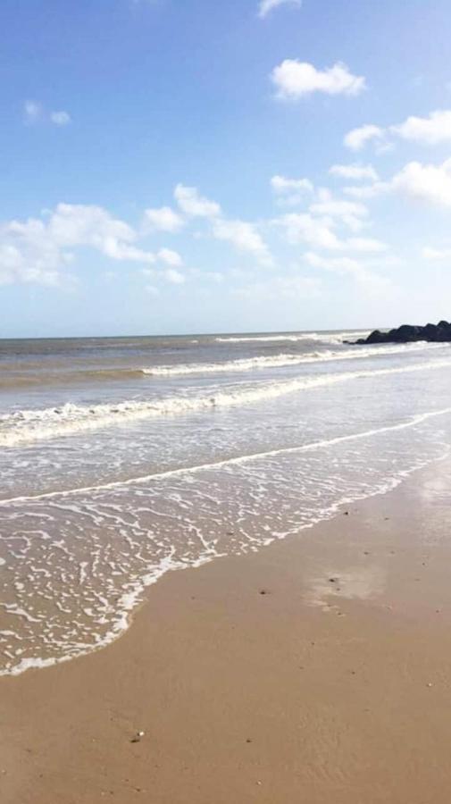Relaxing Chalet On Popular California Sands Short Stroll To Beach, Nr Norfolk Broads & Great Yarmouth Scratby Buitenkant foto