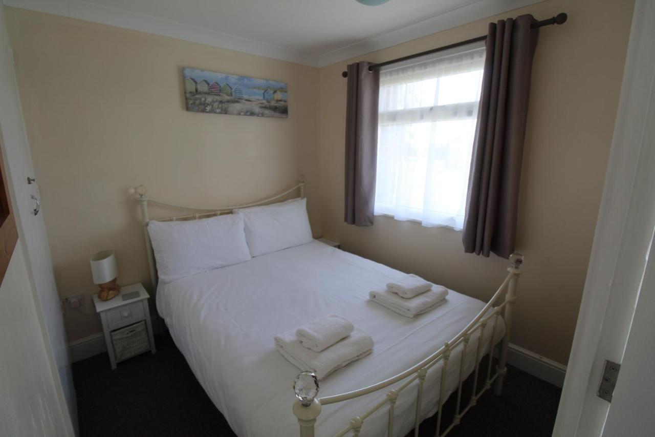 Relaxing Chalet On Popular California Sands Short Stroll To Beach, Nr Norfolk Broads & Great Yarmouth Scratby Buitenkant foto