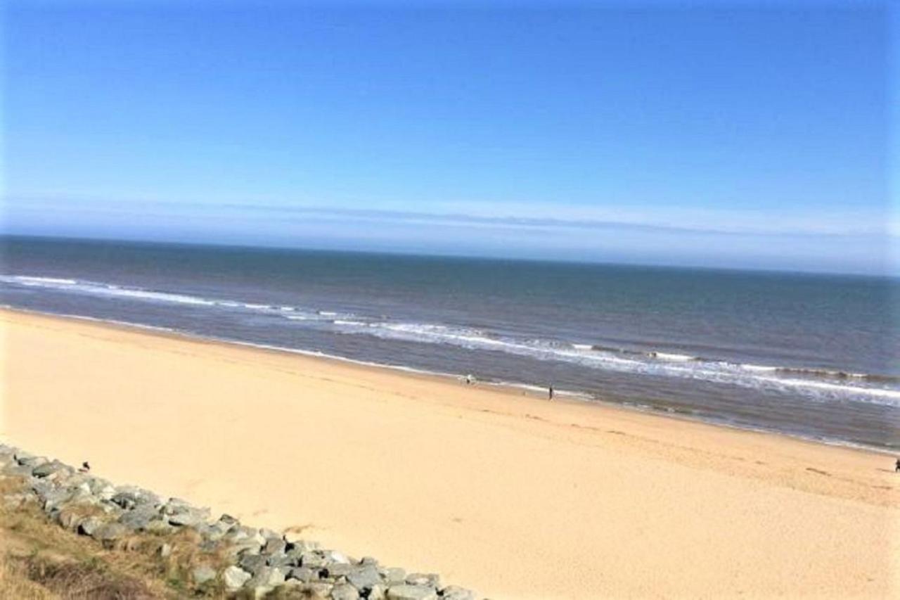 Relaxing Chalet On Popular California Sands Short Stroll To Beach, Nr Norfolk Broads & Great Yarmouth Scratby Buitenkant foto