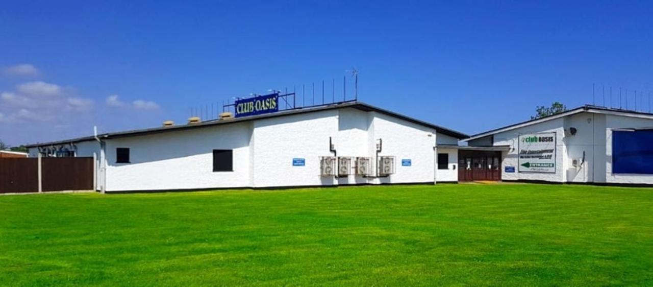 Relaxing Chalet On Popular California Sands Short Stroll To Beach, Nr Norfolk Broads & Great Yarmouth Scratby Buitenkant foto