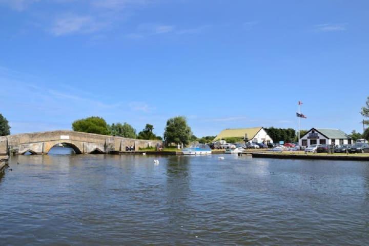Relaxing Chalet On Popular California Sands Short Stroll To Beach, Nr Norfolk Broads & Great Yarmouth Scratby Buitenkant foto