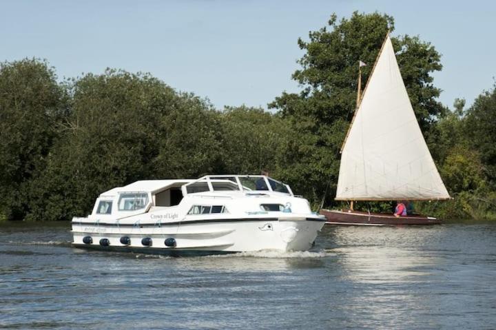 Relaxing Chalet On Popular California Sands Short Stroll To Beach, Nr Norfolk Broads & Great Yarmouth Scratby Buitenkant foto